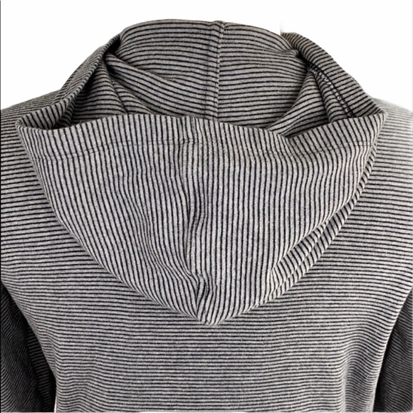 Chico’s Design Gray and Black Striped Casual Hooded Jacket - Picture 11 of 15